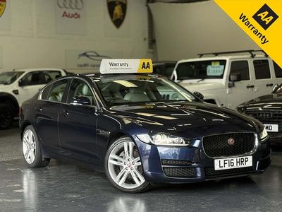 Begagnad Jaguar XE Portfolio 180 HK (132 kW) 2016 Blå Sedan