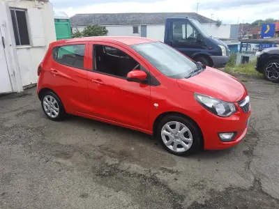 Used Vauxhall Viva 75 HP (55 kW) 2016 Red Hatchback