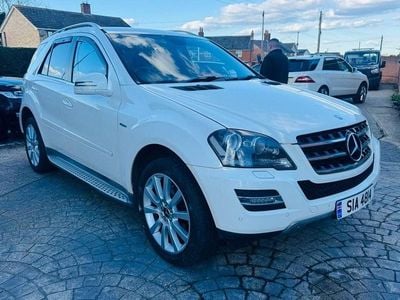 Used Mercedes ML300 Edition 2011 White SUV