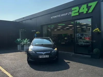 Used Vauxhall Astra GTC SRi 2014 Black Hatchback