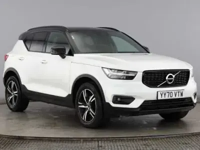 Used Volvo XC40 R-Design 163 HP (119 kW) 2021 White SUV