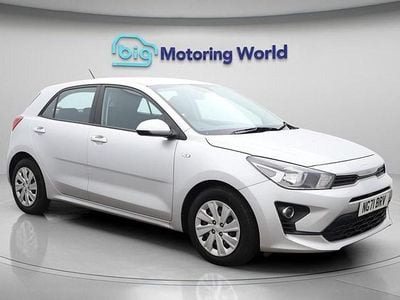 Used Kia Rio 83 HP (61 kW) 2022 Silver Hatchback