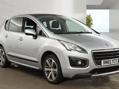 Używany Peugeot 3008 Allure 2015 Srebrny Kombi