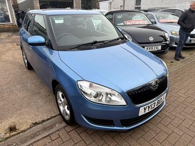 Used Skoda Fabia SE 69 HP (50 kW) 2013 Blue Hatchback