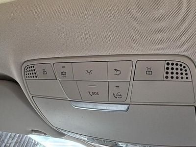 Mercedes E300