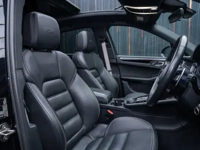 Usado Porsche Macan 2022 Preto SUV
