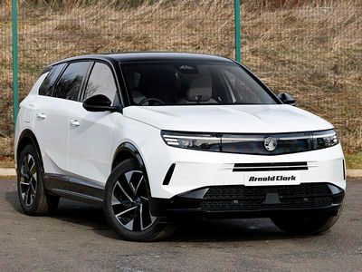 New Vauxhall Grandland X Ultimate 145 HP (106 kW) 2025 White SUV