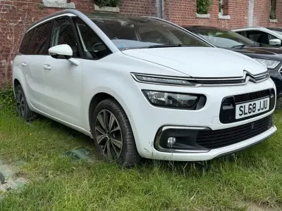 Gebraucht Citroën Grand C4 Picasso Flair 130 PS (95 kW) 2018 Weiß Van / Kleinbus