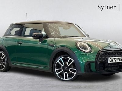 Begagnad Mini Cooper Hatch 134 HK (98 kW) 2022 Grön Halvkombi