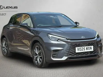 Used Lexus LBX 136 HP (100 kW) 2025 Grey/black SUV