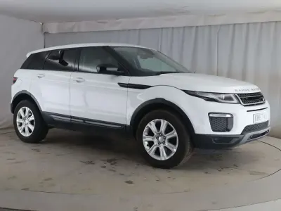 Used Land Rover Range Rover evoque SE 2017 White Estate