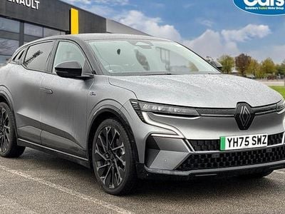 Used Renault Megane E-Tech Iconic Esprit Alpine 160 kW (218 HP) 2025 Shadow grey+blk  Hatchback
