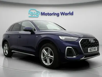 Begagnad Audi Q5 S-Line 2021 Blå SUV