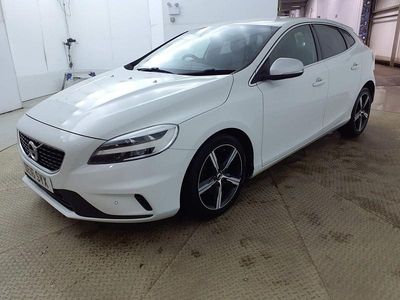 Used Volvo V40 R-Design 2016 White Hatchback