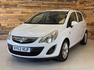 Begagnad Vauxhall Corsa Active 85 HK (62 kW) 2012 Vit Halvkombi