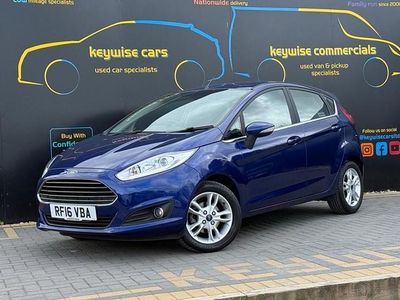 Begagnad Ford Fiesta Zetec 2016 Halvkombi