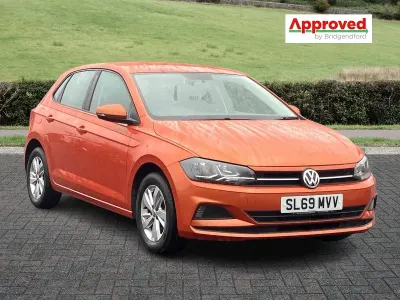 Usado VW Polo SE 65 HP (47 kW) 2019 Laranja Citadino