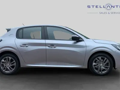 Second-hand Peugeot 208 Active Premium 99 CP (72 kW) 2022 Gri Hatchback