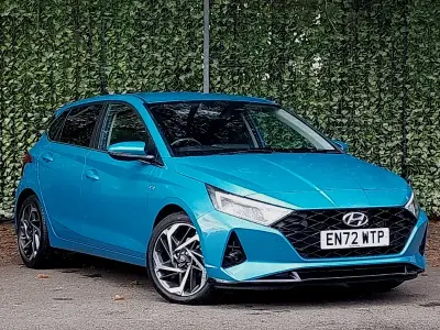 Używany Hyundai i20 Premium 100 KM (73 kW) 2023 Niebieski Hatchback