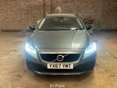 Begagnad Volvo V40 Pro 152 HK (111 kW) 2017 Grå Halvkombi