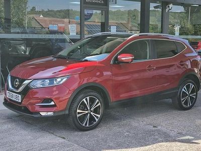 Red Used 2018 Nissan Qashqai N-Connecta SUV | £9,795 (Good price)