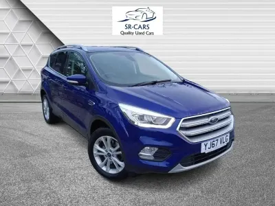 Käytetty Ford Kuga Titanium 150 HP (110 kW) 2017 Sininen Katumaasturi