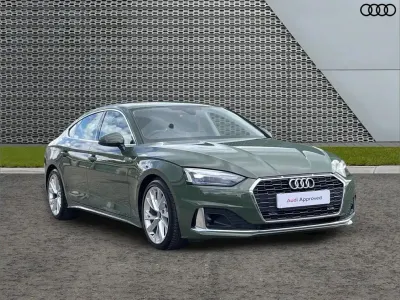 Używany Audi A5 Sport 147 KM (108 kW) 2024 Zielony Hatchback
