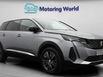 Used Peugeot 5008 Allure Premium 131 HP (96 kW) 2022 Grey SUV