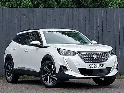 Used Peugeot 2008 Allure Premium 101 HP (74 kW) 2021 White SUV