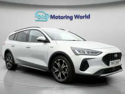Used Ford Focus Active 125 HP (91 kW) 2023 Silver Estate