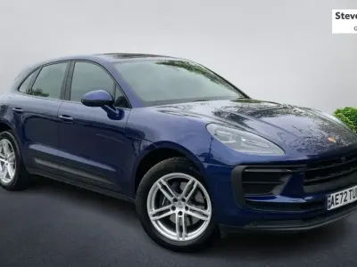 Begagnad Porsche Macan 265 HK (194 kW) 2022 Blå SUV