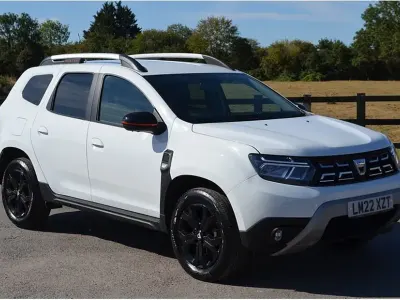 Used Dacia Duster Extreme 150 HP (110 kW) 2022 White SUV