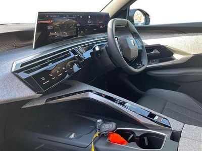 Used Peugeot 3008 GT 134 HP (98 kW) 2025 White SUV