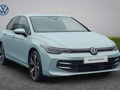 New VW Golf VIII Match 204 HP (150 kW) 2026 Crystal ice blue Hatchback