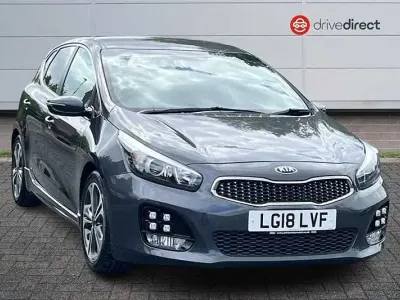 Usado Kia Ceed GT-Line 134 HP (98 kW) 2018 Prateado Citadino