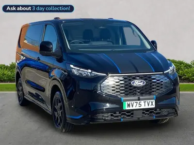 Usado Ford E-Transit Sport 160 kW (218 HP) 2025 Preto Van