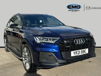 Begagnad Audi Q7 Business 286 HK (210 kW) 2021 Blå SUV