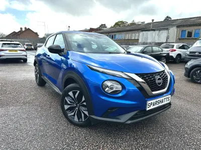 Second-hand Nissan Juke Acenta 114 CP (83 kW) 2023 Albastru SUV