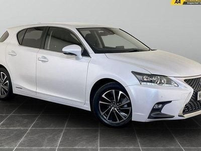 Lexus CT200h
