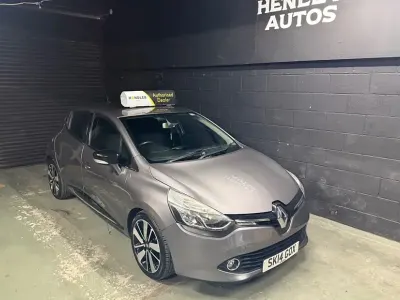 Gebraucht Renault Clio IV Dynamique 90 PS (66 kW) 2014 Grau Kleinwagen