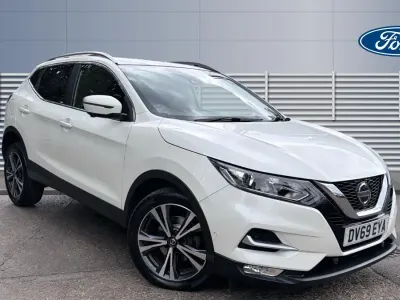 Used Nissan Qashqai N-Connecta 140 HP (102 kW) 2019 White SUV
