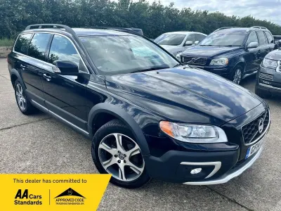 Used Volvo XC70 SE Lux 181 HP (133 kW) 2014 Black Estate