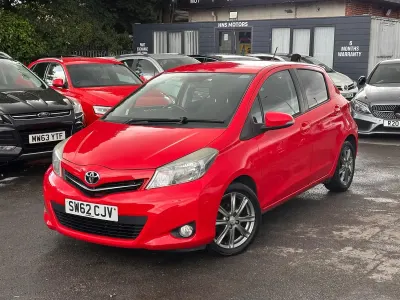 Used Toyota Yaris SR 2012 Red Hatchback