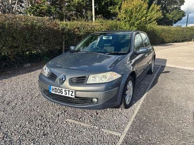 Used Renault Mégane II Dynamique 2006 Grey Hatchback