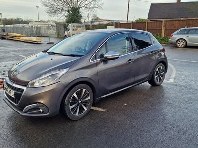 Grey Used 2018 Peugeot 208 Allure Premium Hatchback | £5,200 (Fair price)
