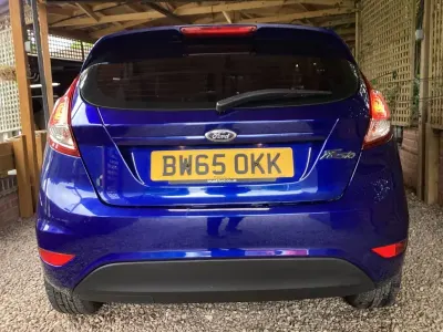 Usado Ford Fiesta Zetec 2016 Azul Citadino
