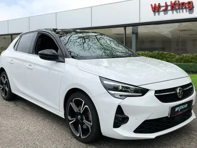 Used Vauxhall Corsa Ultimate 100 HP (73 kW) 2023 White Hatchback
