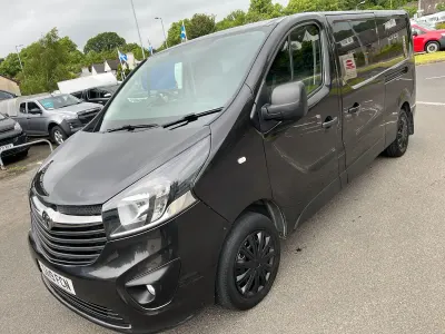 Used Vauxhall Vivaro Sportive 120 HP (88 kW) 2019 Black MPV
