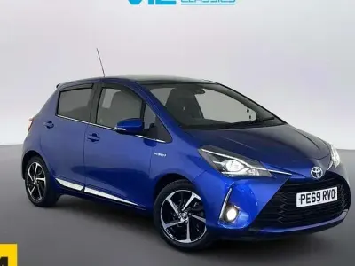 Second-hand Toyota Yaris Hybrid 101 CP (74 kW) 2019 Albastru Hatchback