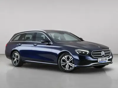 Used Mercedes E220 194 HP (142 kW) 2021 Blue Estate